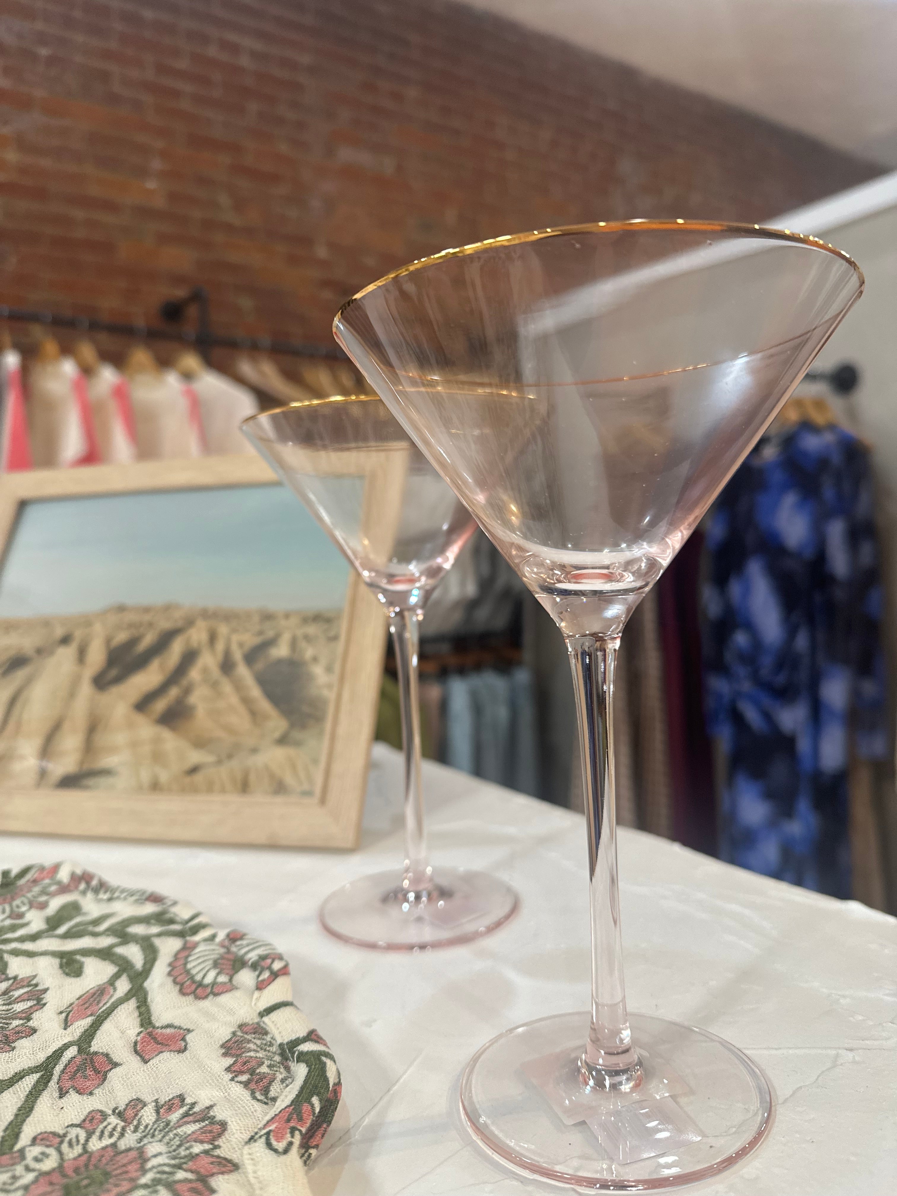 LIGHT PINK MARTINI GLASS
